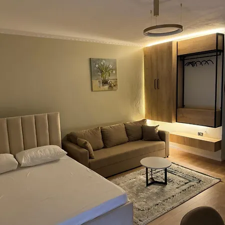 Oasis Golem (Tirana)